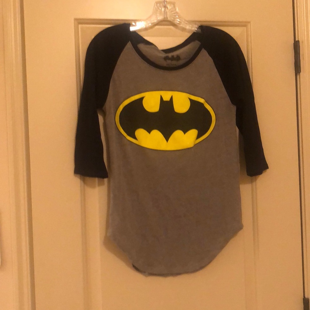 Hot topic baseball Batman shirt size medium